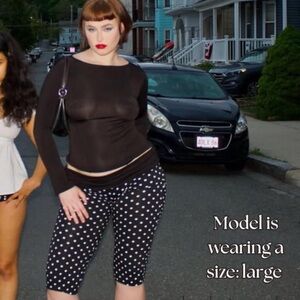 Polka Dot Capri Leggings